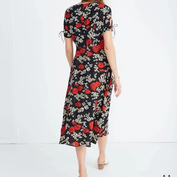Madewell Hillside Daisies Peekaboo Sleeve Midi Dress - Picture 10 of 11